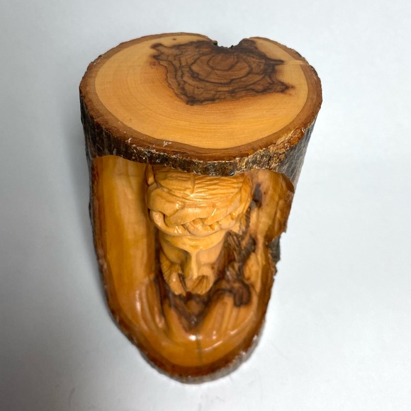 Hand carved Olive Wood Jesus Statue from Jerusalem - Holy Land Art Natural Wood - Picture 4 of 6